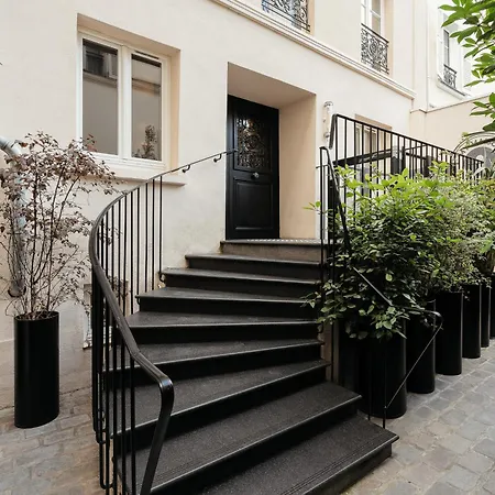 My Maison In Montmartre