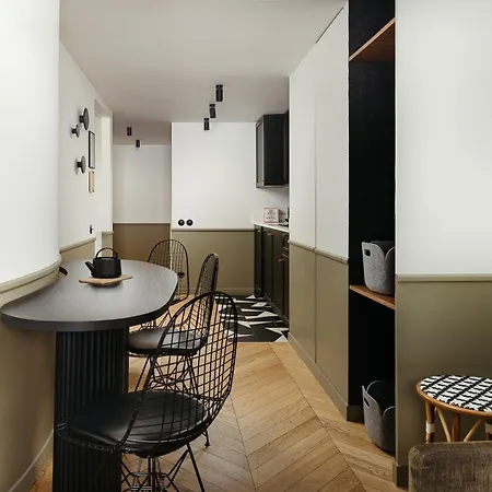 My Maison In Montmartre Parigi